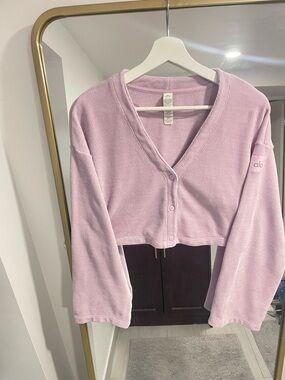Alo Yoga Chenille Crop Cardigan Size XS Pink Button Closure Flare Sleeve Ribbed